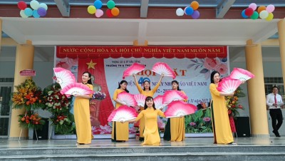 Họp mặt kỷ niệm 40 năm Ngày nhà giáo Việt nam (20/11/1982-20/11/2022)